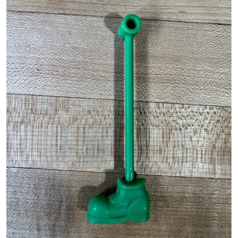 Hasbro 2021 Mouse Trap Game Replacement Part Green Boot